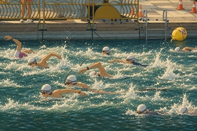 Illustration, nageurs à l'OpenSwim de Paris 2026